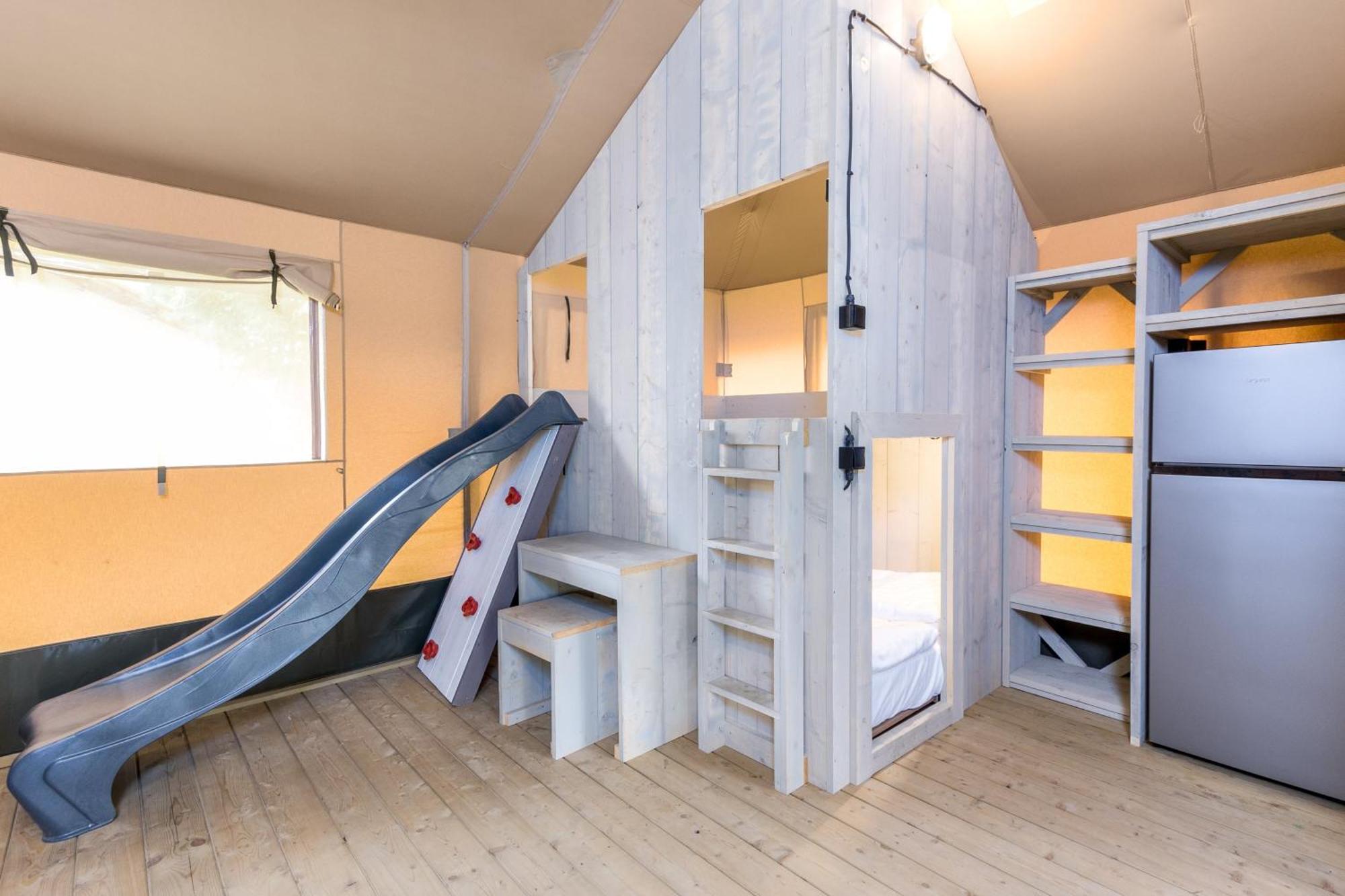 Hotel Landal Glamping Neufchâteau Esterno foto