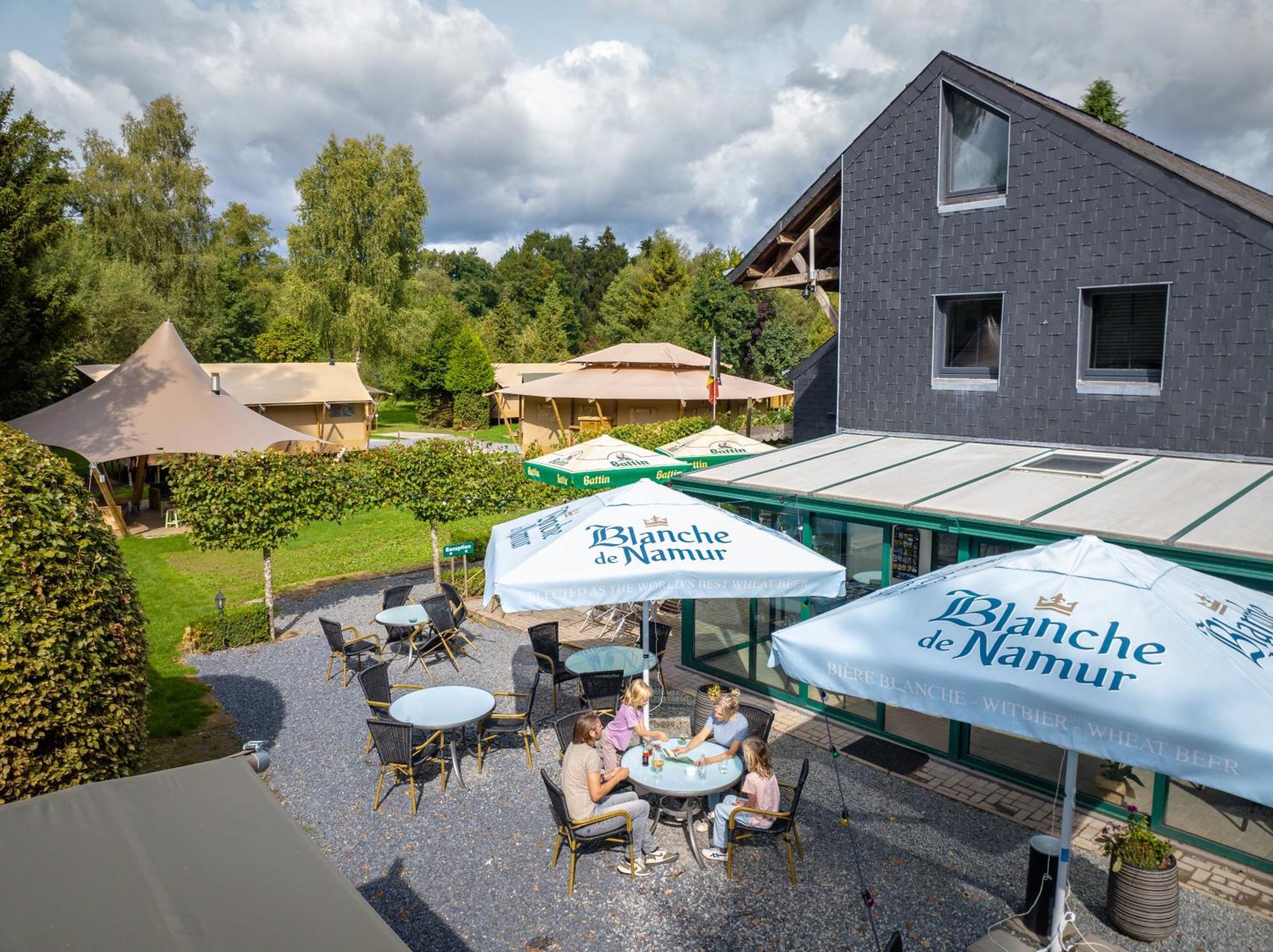 Hotel Landal Glamping Neufchâteau Esterno foto